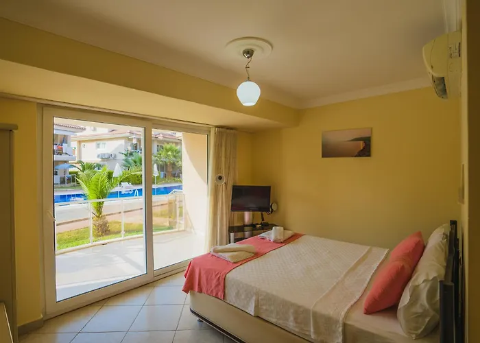 Sunset Beach Club Aqua Lettings