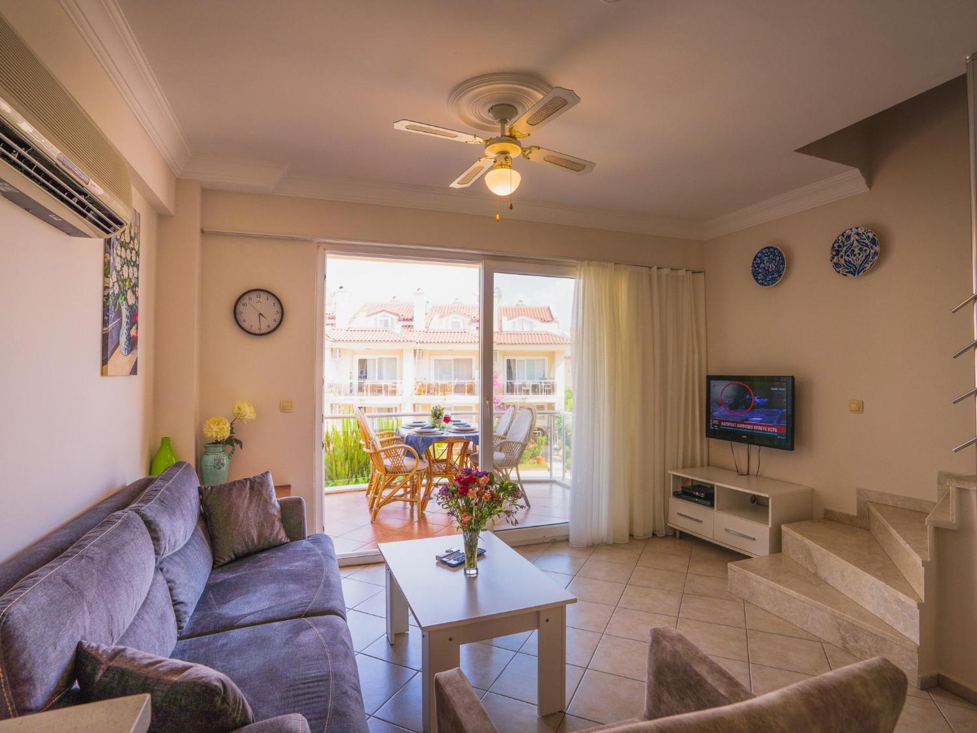 Sunset Club Aqua Lettings Apart Otel 3*