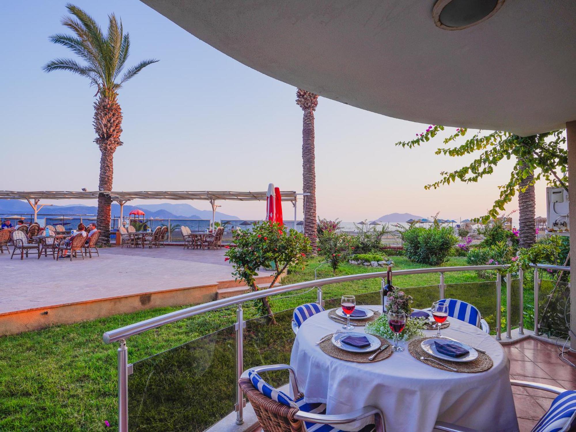 Apart Otel Sunset Club Aqua Lettings 3*